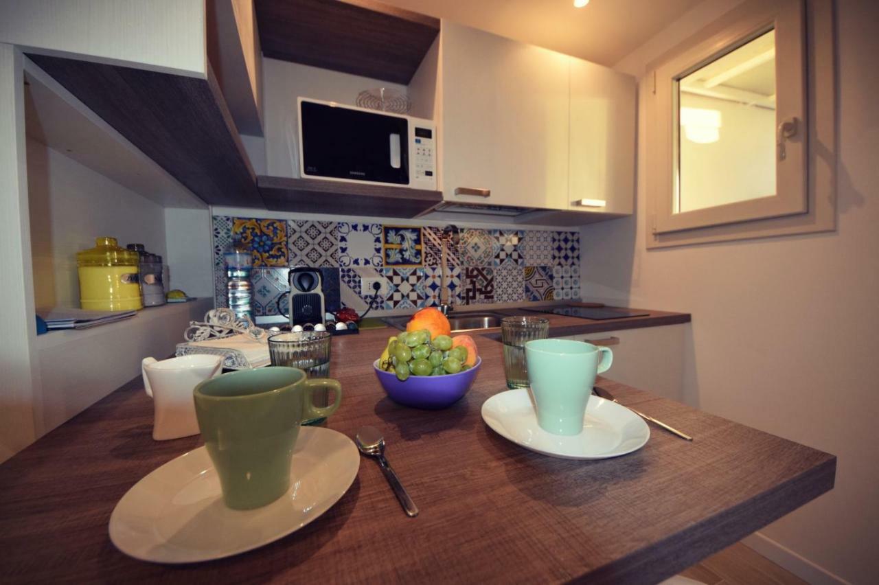 Lo Duca Apartments チェファル エクステリア 写真
