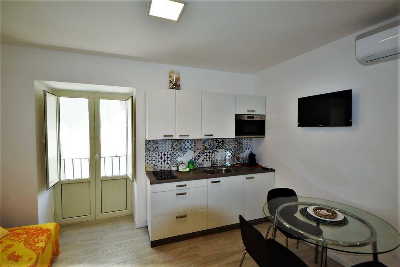 Lo Duca Apartments チェファル エクステリア 写真